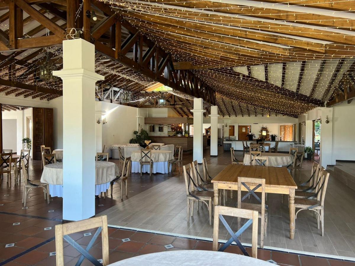 מלון אל רטירו Club Campestre Hacienda Fizebad מראה חיצוני תמונה